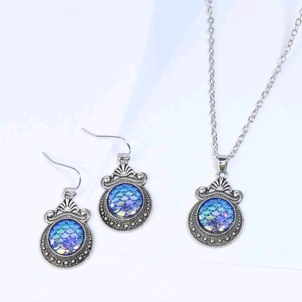 ☆ Emery Rose ☆ New! Mermaid FishScale Jewelry Set